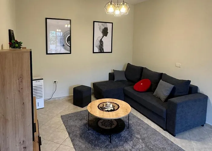 Apartament Urban Oasis 3 Tirana